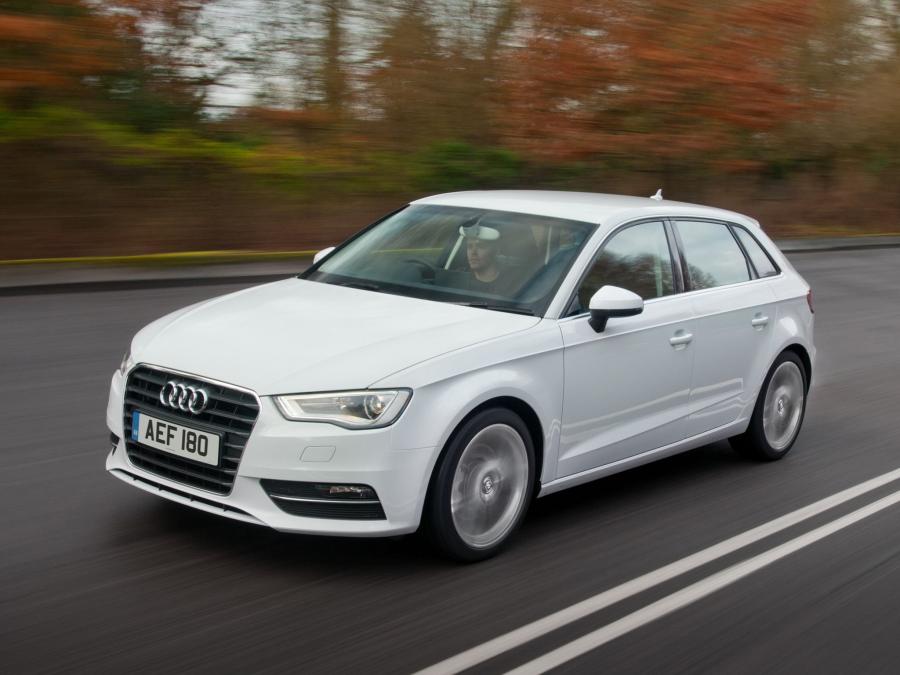  Audi A3 Sportback 1.8T (8V) 2013 года  (UK) (фото 10 из 11)